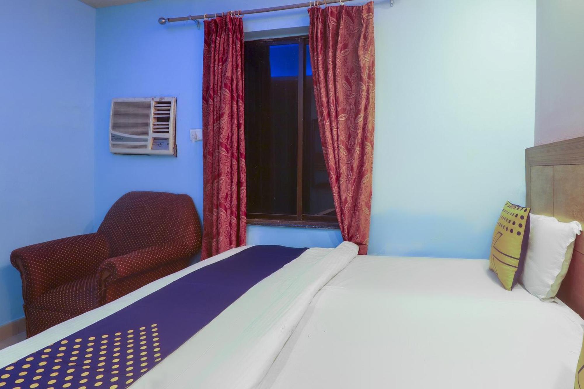 Spot On 75963 Hotel Prince Бодх-Гая Экстерьер фото